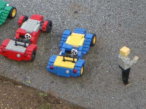 minilandracers140404caterha.jpg