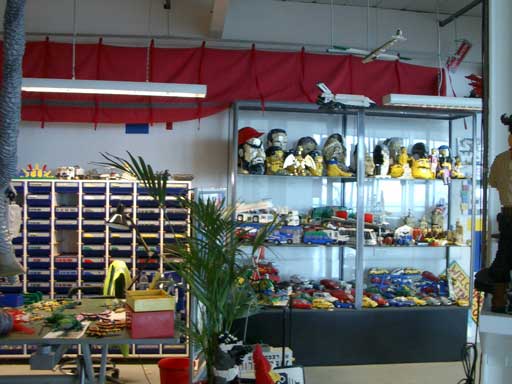 modelshop140404display.jpg