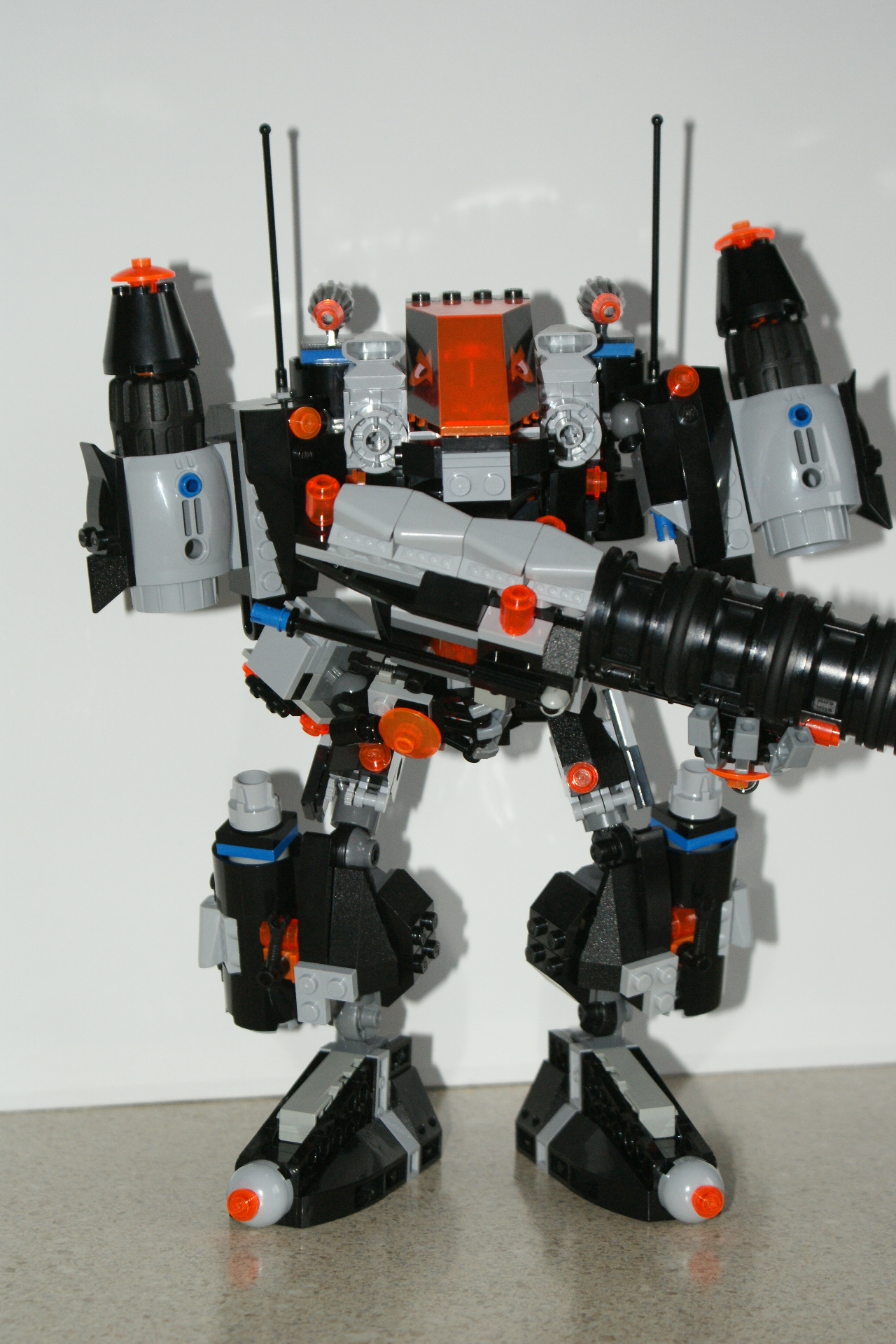 robo-stalker_02.jpg