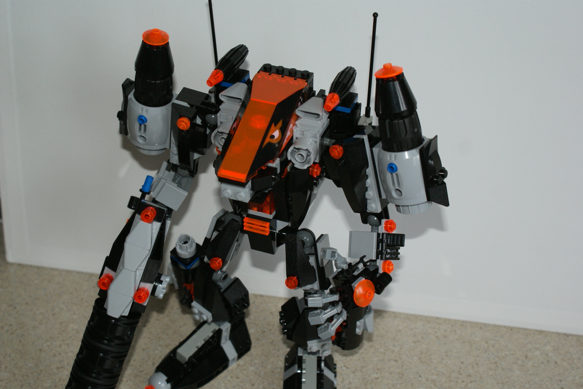 robo-stalker_04.jpg