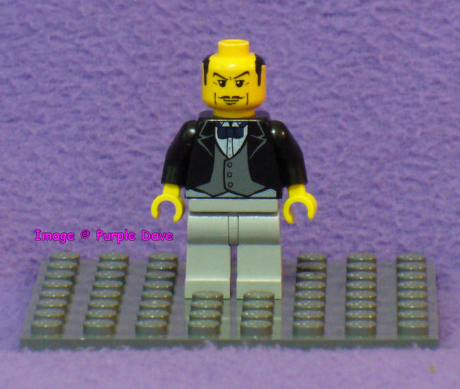 1943-04_alfred_pennyworth.jpg