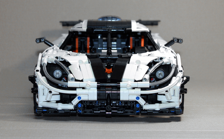 koenigsegg_one-1_front_1.jpg