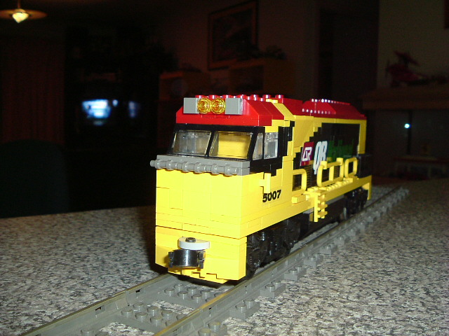 qr_trains_in_lego_002.jpg