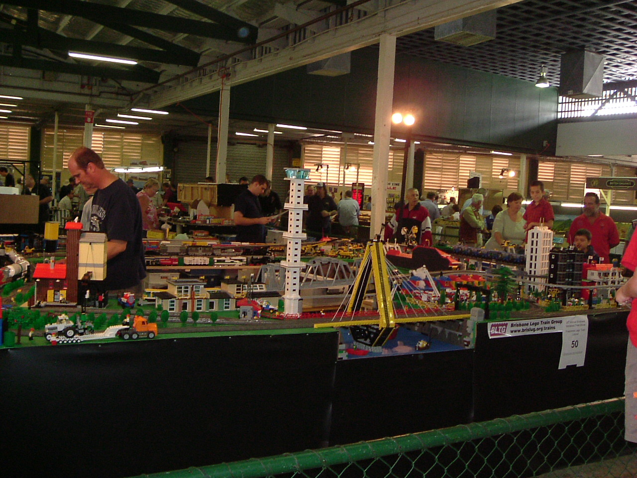 train_show_2005_005.jpg