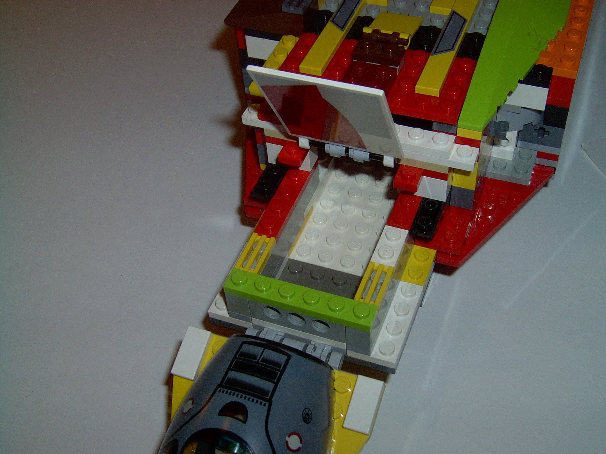 cargo_door_2.jpg