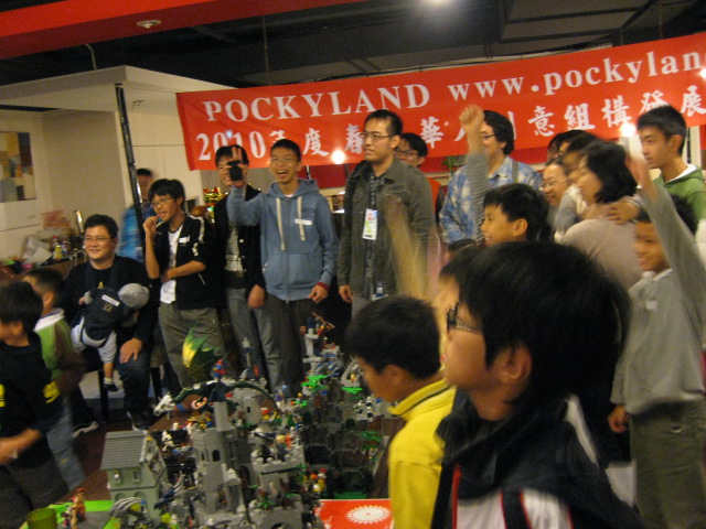 pl980207_307.jpg