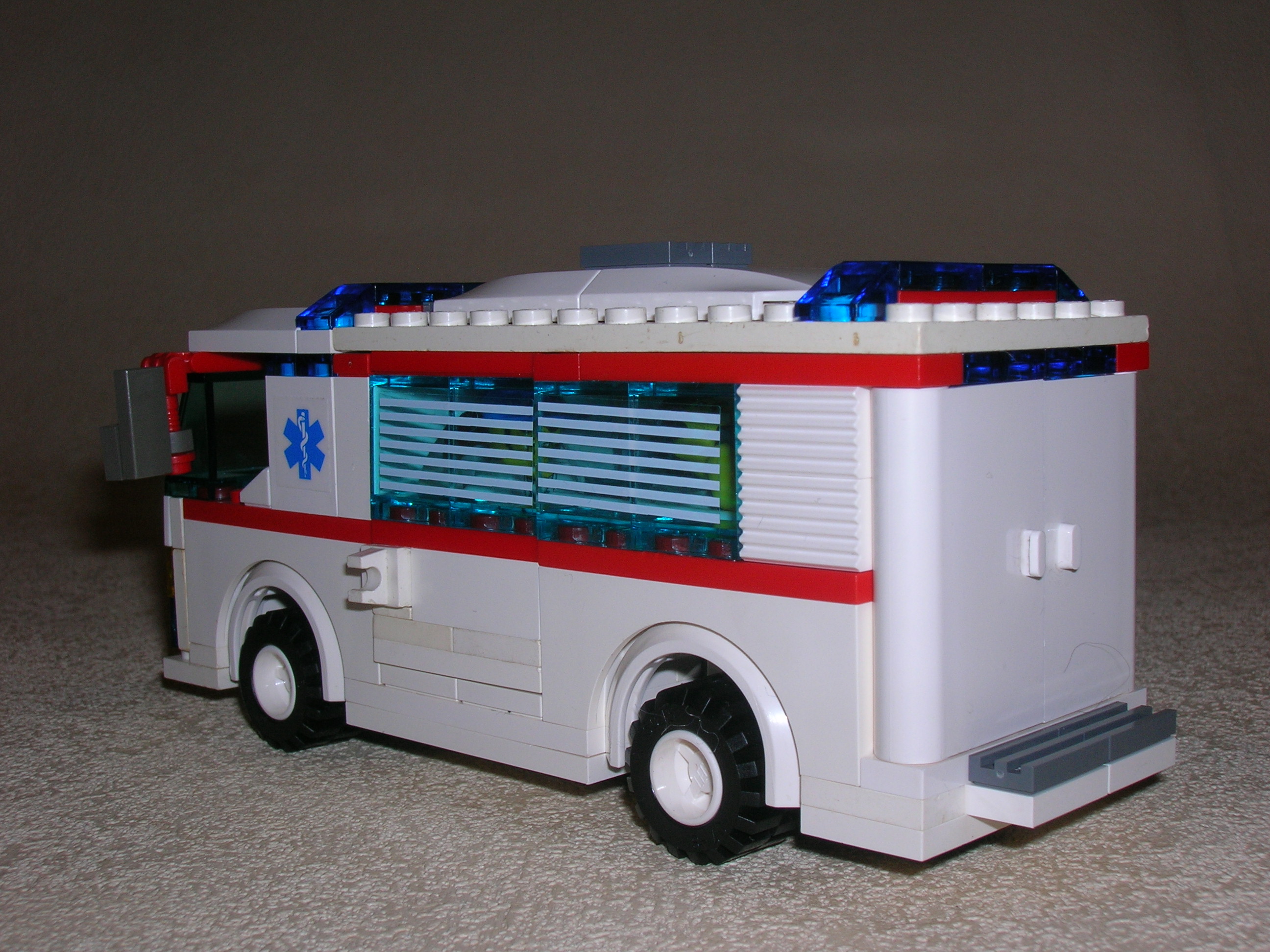 ambulance_01.jpg