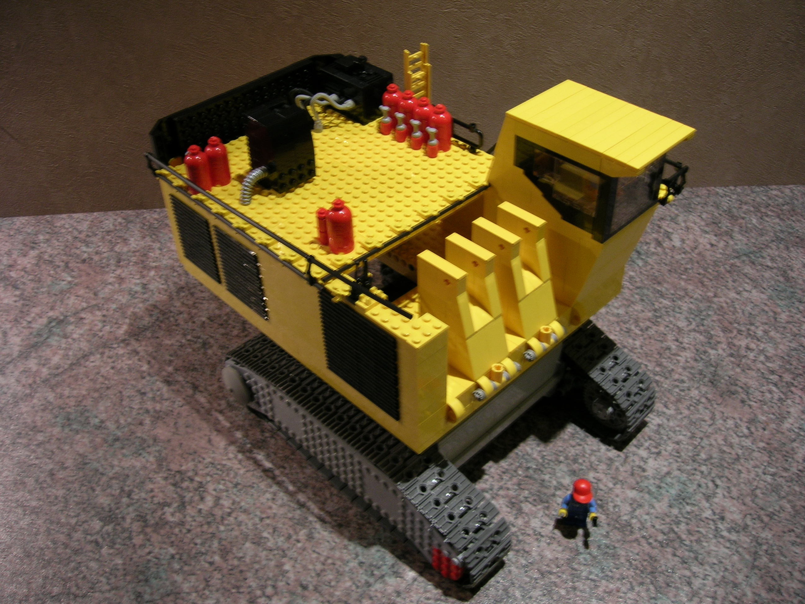 3_komatsupc5500.jpg