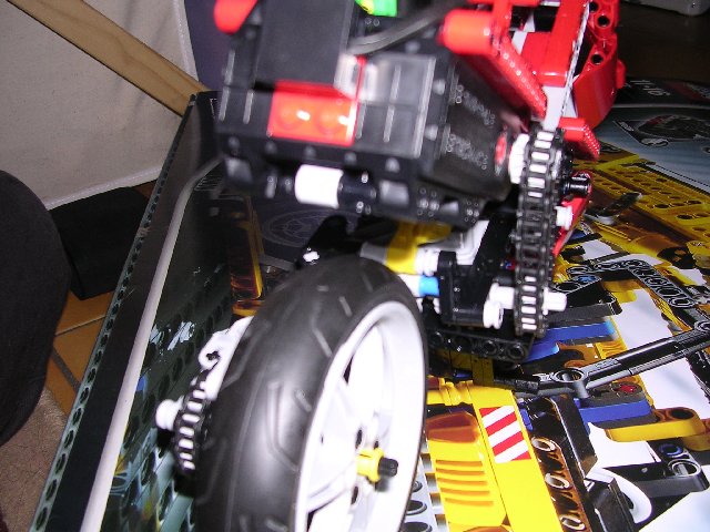 mb0008.jpg