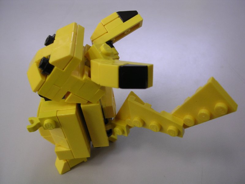 pikachu-05.jpg