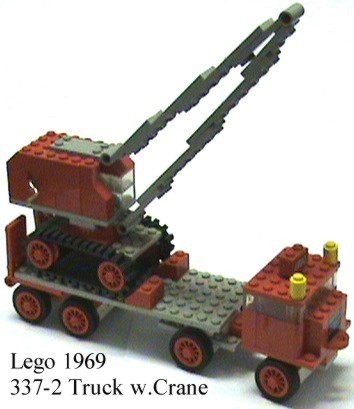 classiclego1969-337-truckwithcrane-1.jpg