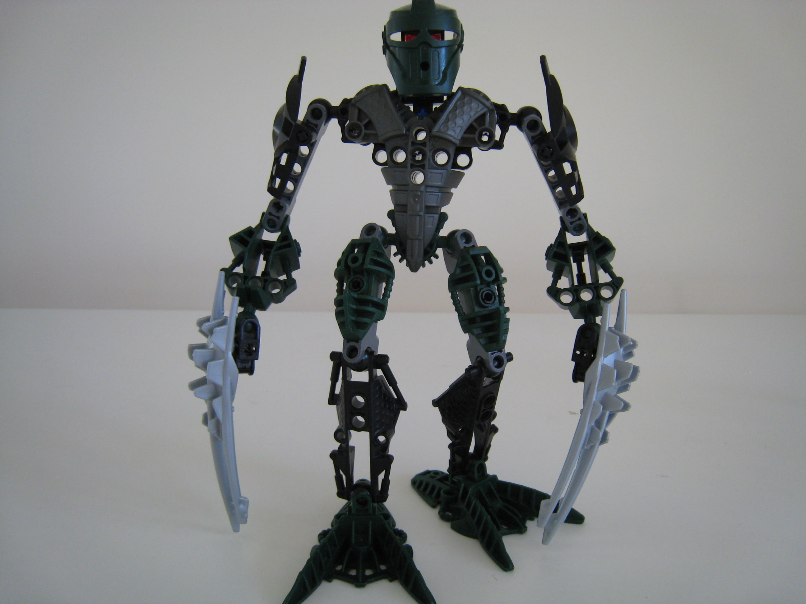 claws_retracted.jpg