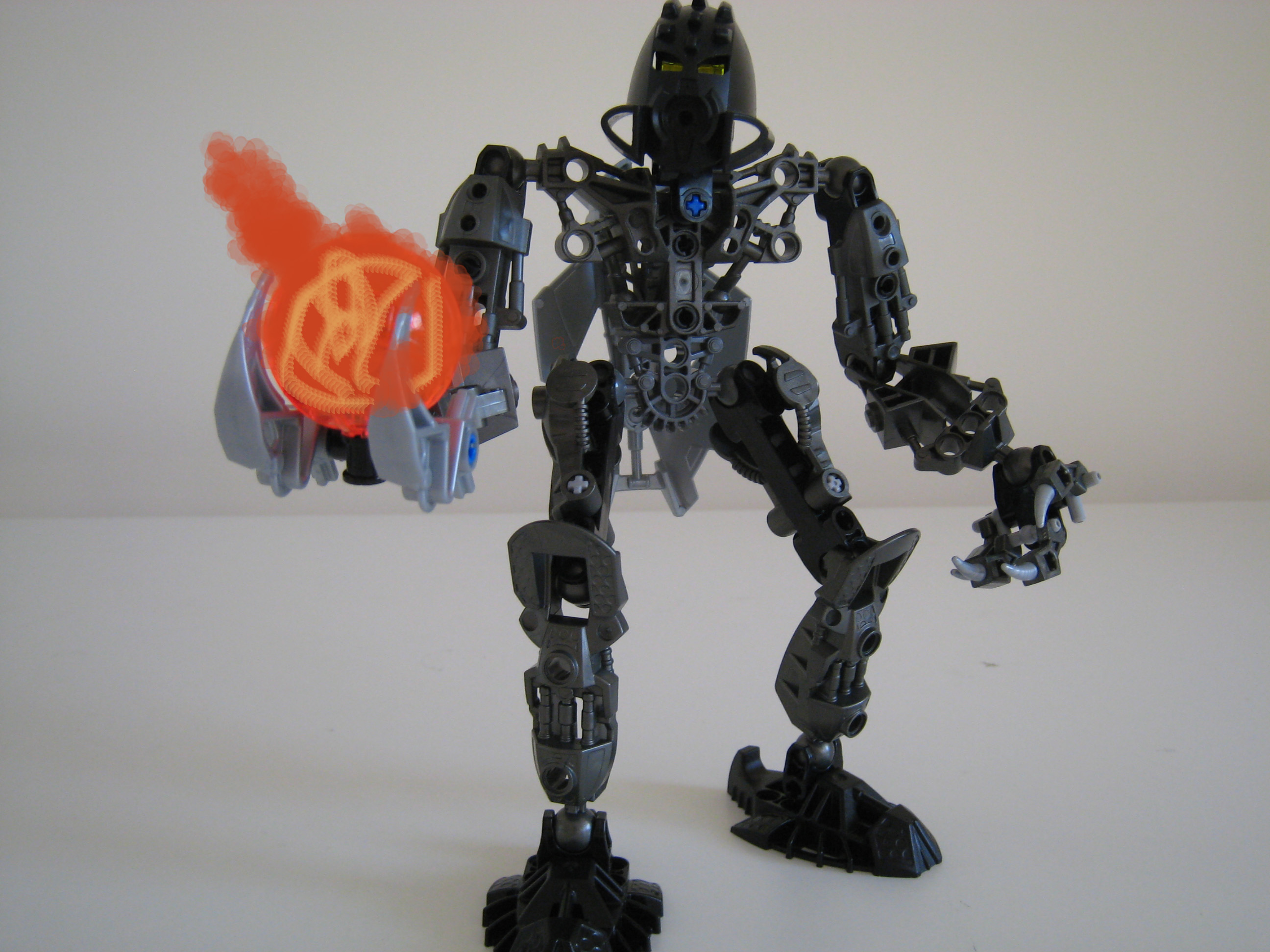 facharis_power_claw_activated.jpg