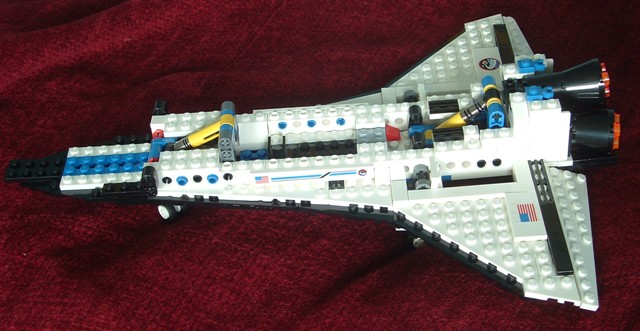 10213_shuttle_build_2.jpg