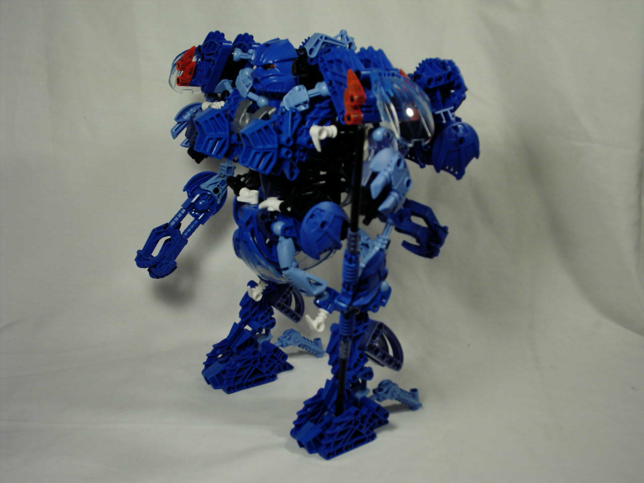 gali-megaarmored_002.jpg