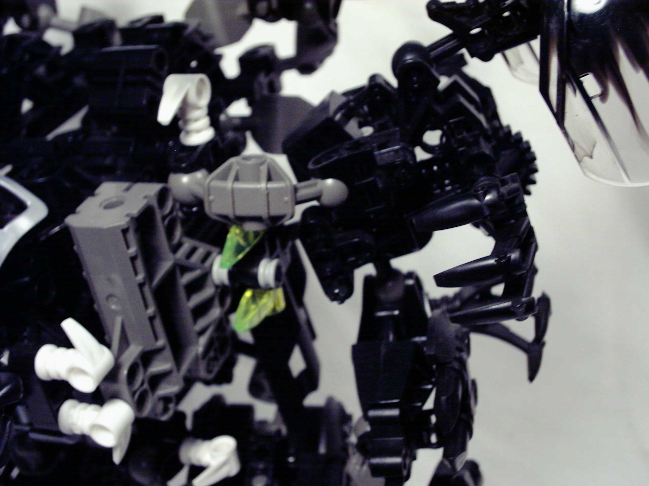 onua-megaarmored_009.jpg