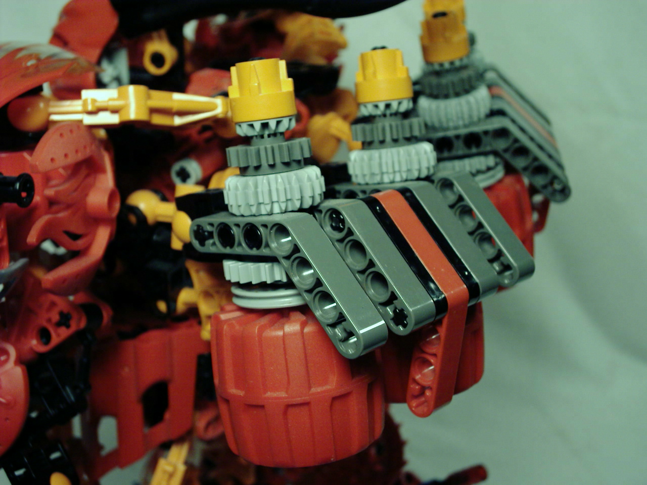 tahu-megaarmored_012.jpg