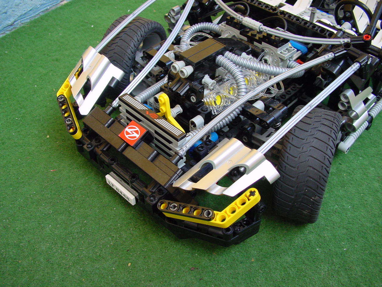 8448s05.jpg