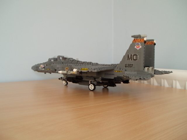 f-15e02.jpg