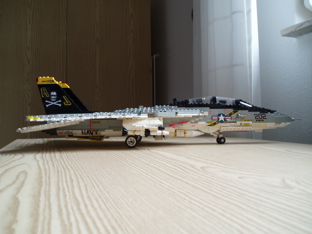 f1403.jpg