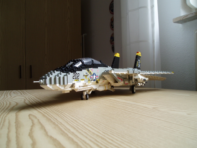 f1406.jpg