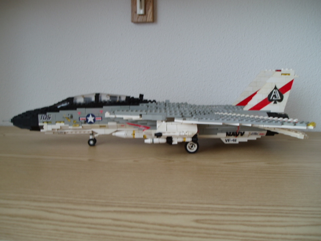 f14a_1.jpg