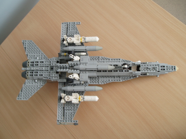 fa-18c_6.jpg