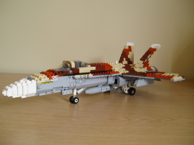 fa18a_01.jpg