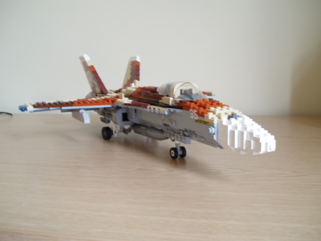 fa18a_02.jpg