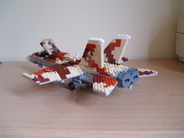 fa18a_06.jpg