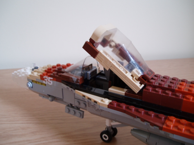 fa18a_07.jpg