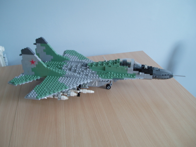 mig-29_04.jpg