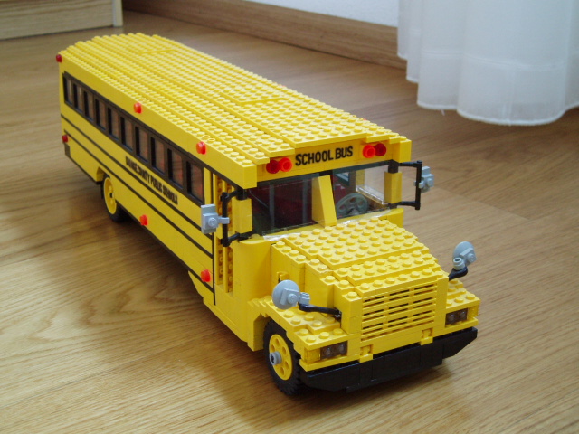 schoolbus.jpg