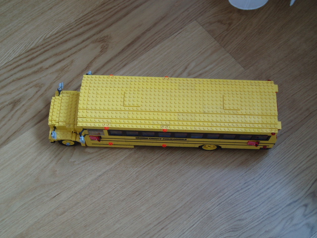 schoolbus05.jpg