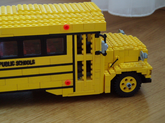 schoolbus07.jpg