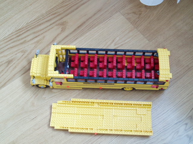 schoolbus17.jpg