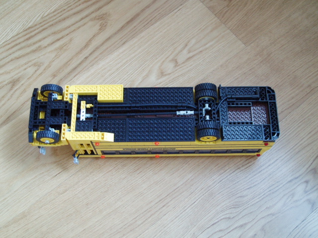 schoolbus18.jpg