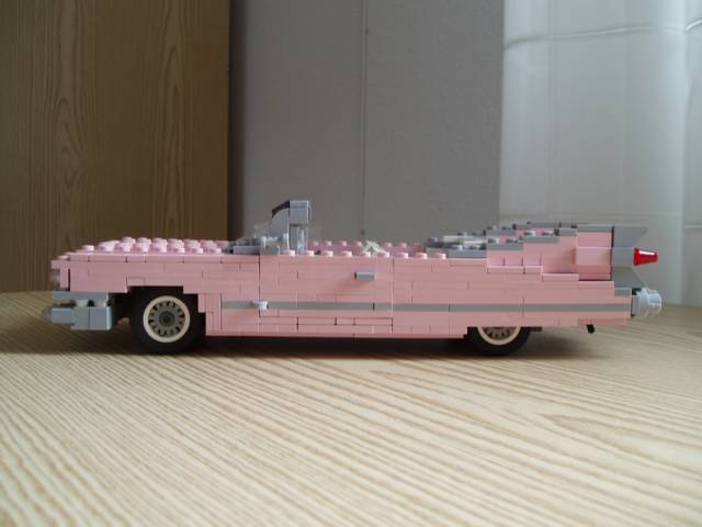 cadillac_1.jpg