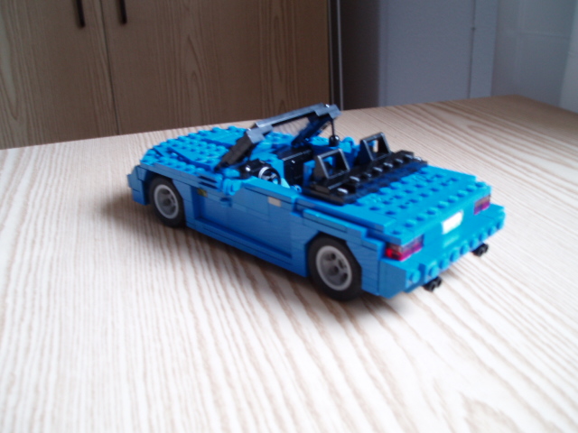 mroadster_02.jpg