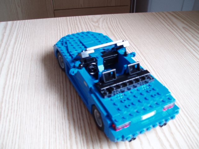 mroadster_03.jpg