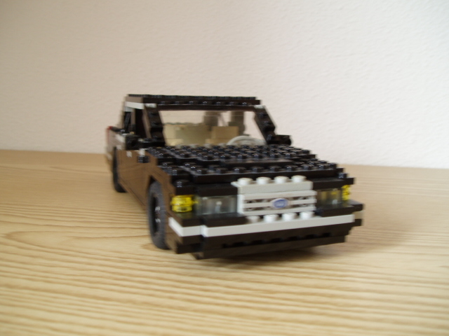 crownvic_3.jpg
