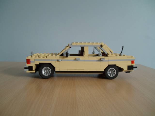 mercedes_3.jpg