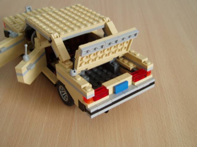 mercedes_5.jpg