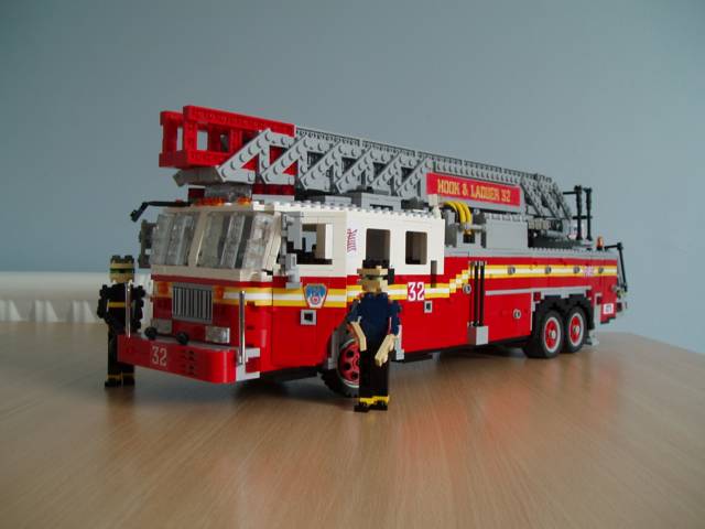 fdnyladder_013.jpg