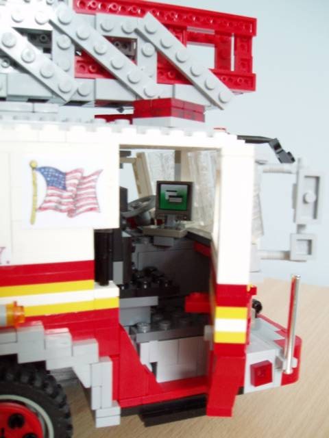 fdnyladder_05.jpg