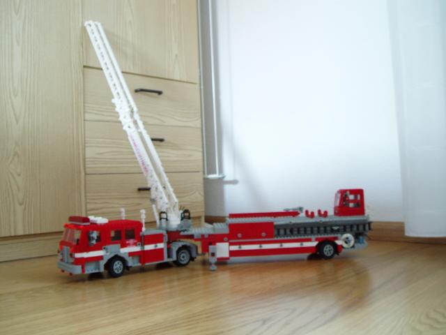 lafdtiller_15.jpg