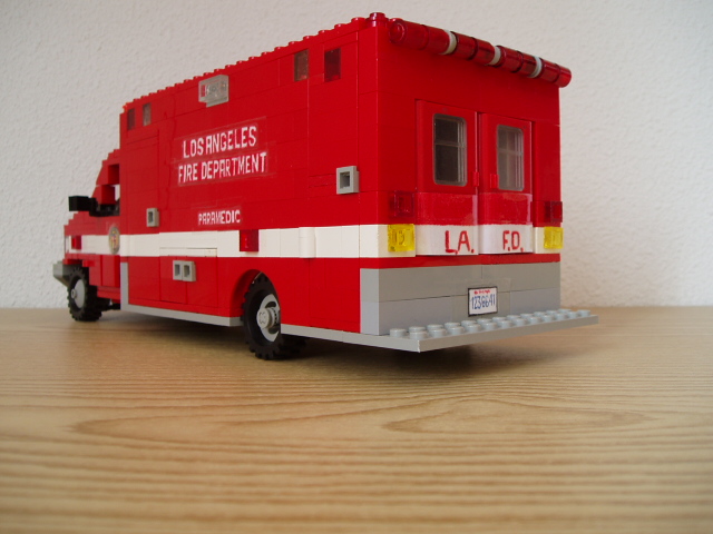ambulance_4.jpg