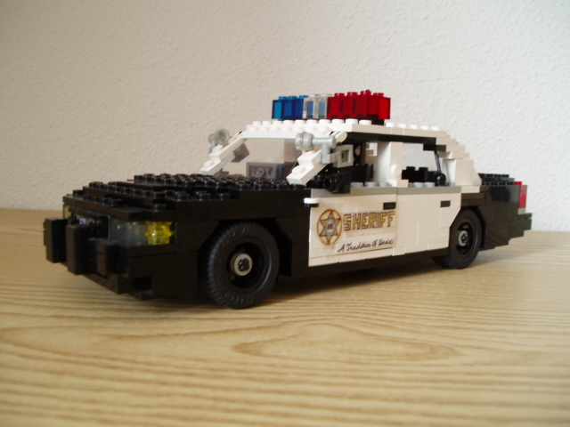 lasdcrownvic_1.jpg