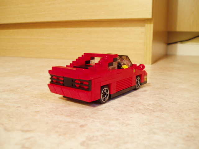 ferrari_2.jpg
