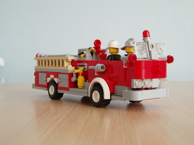 mack_pumper.jpg